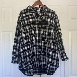 womens Gerry weber black white button collard top size M/L